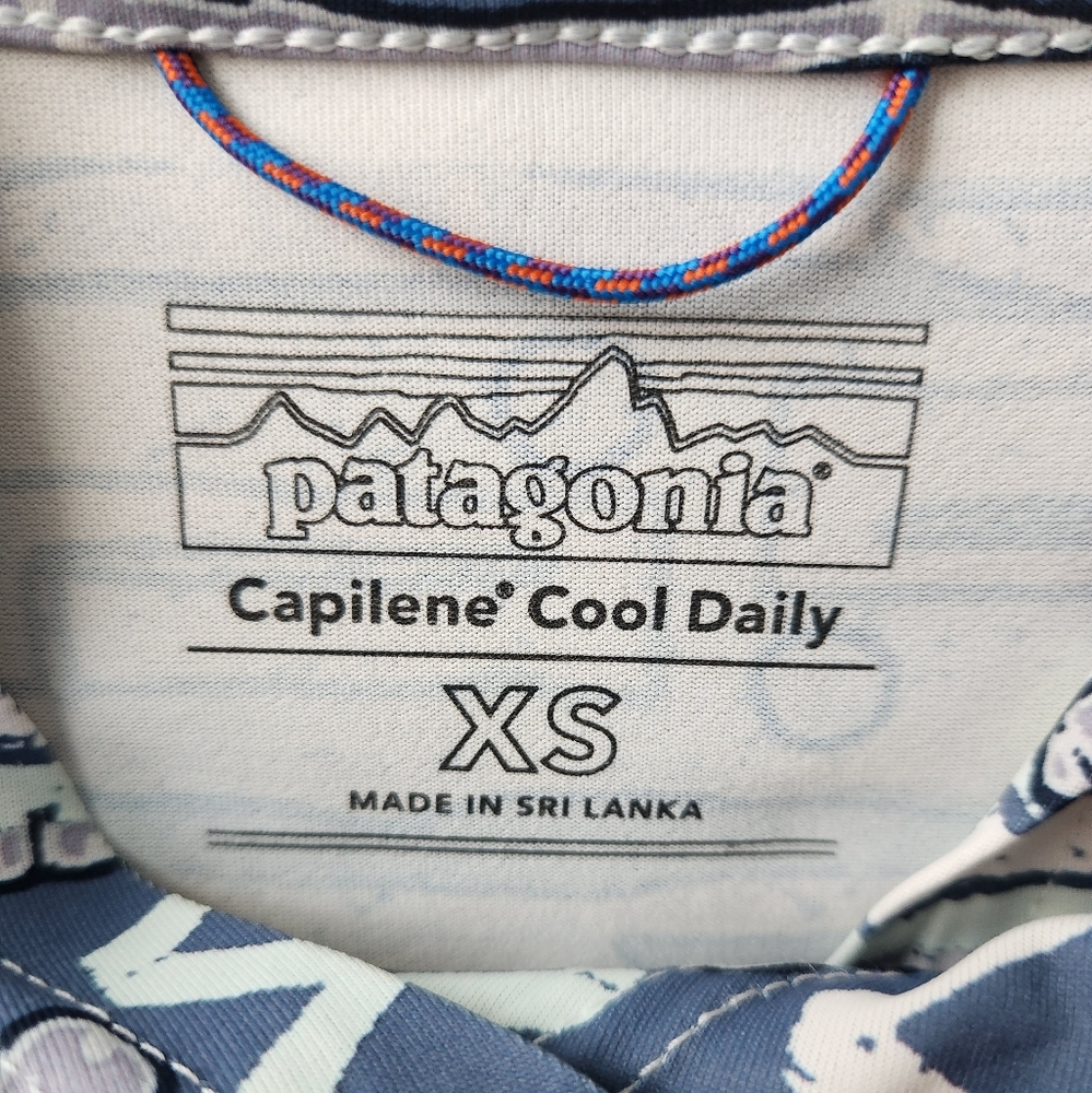 Patagonia Capilene Cool Daily Hoody Relaxed Fit Wispy Green EUC - Picture 8 of 9
